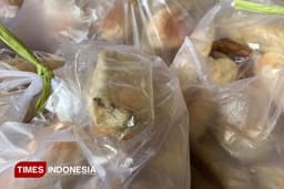 Berjamur, Ratusan Roti MBG di Blora Urung Dibagikan